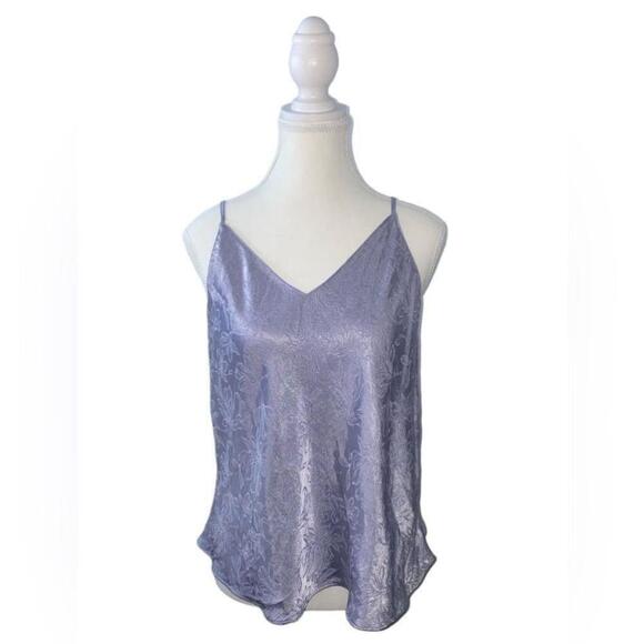 Victoria’s Secret - Open back satin cami - Picture 2 of 11